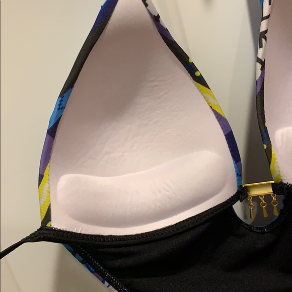 One piece open back and open side bathing suit - Picture 3 of 4
